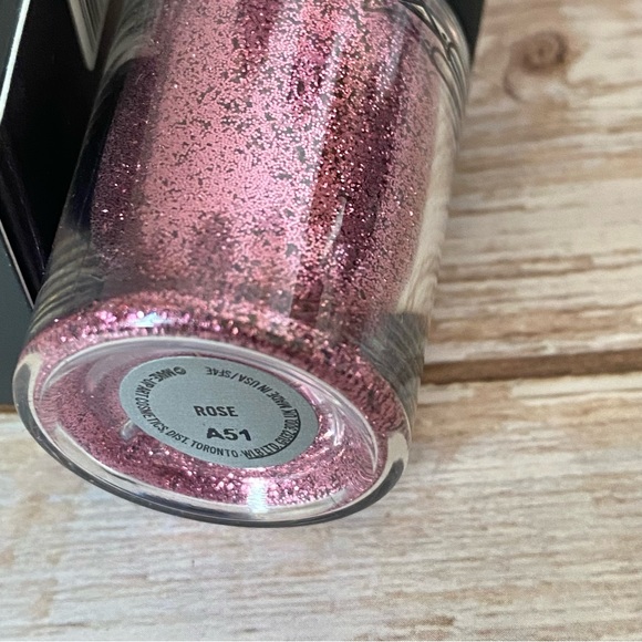 MAC - ROSE GLITTER PIGMENT  NEW! - Picture 4 of 8